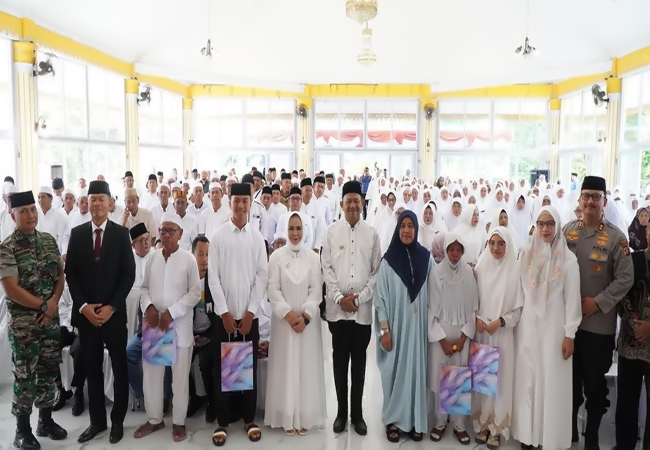 460 Jamaah Calon Haji Asal Langkat Diberangkatkan, Bupati Syah Afandin Beri Pesan dan Doa Restu